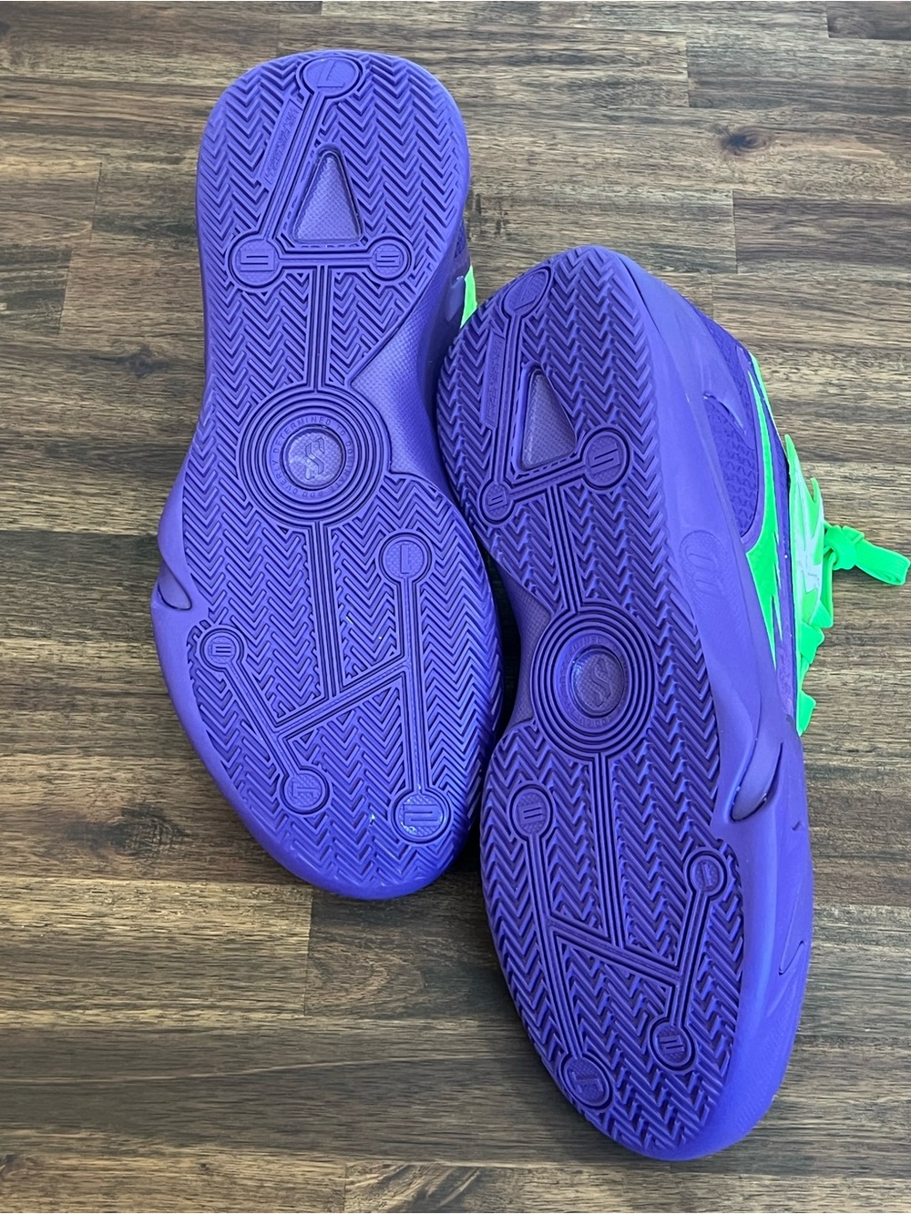 PUMA Scoot Zeros Sneakers, Neon Green & Purple, Men Size 10 - Picture 6 of 6